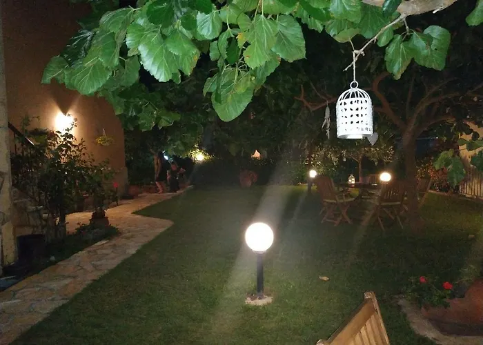 Fani House